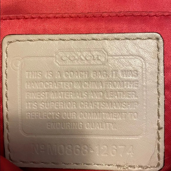 Coach purse - Picture 4 of 4